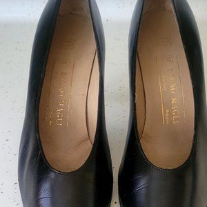 Bruno Magli black pumps, 3" heel 8.5 M